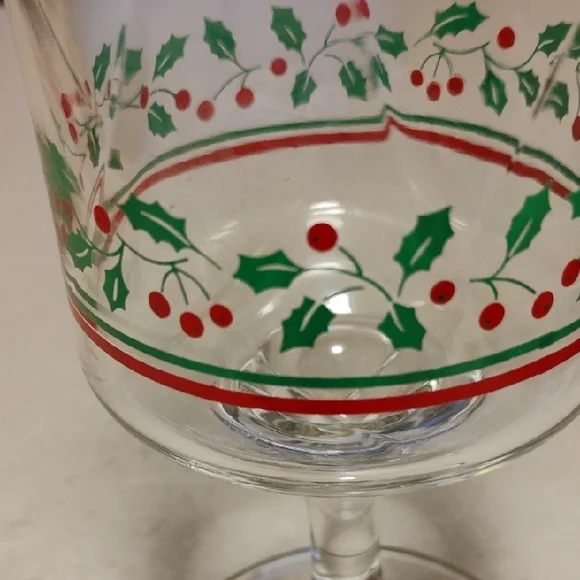 Vintage Collectable Festive Glass Goblet with Holly Design - Picture 2 of 3
